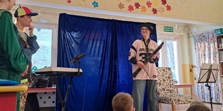 Powiększ grafikę: audycja-muzyczna-art2you-sklep-z-dzwiekami-670632.jpg