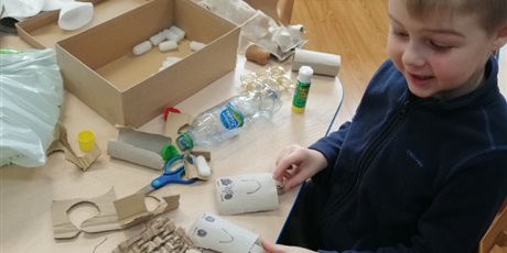 Powiększ grafikę: dni-bez-zabawek-w-grupie-niebieskiej-661701.jpg