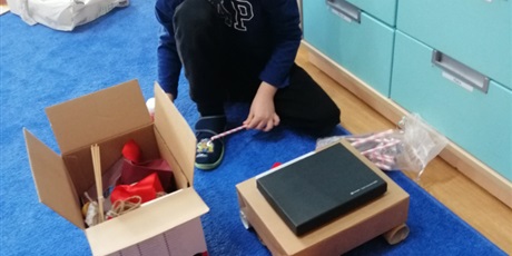 Powiększ grafikę: dni-bez-zabawek-w-grupie-niebieskiej-661702.jpg