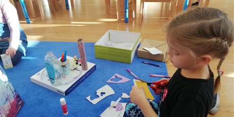 Powiększ grafikę: dni-bez-zabawek-w-grupie-niebieskiej-661703.jpg