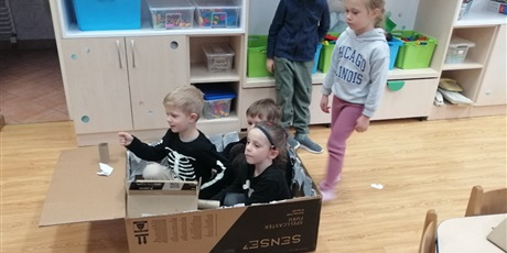 Powiększ grafikę: dni-bez-zabawek-w-grupie-niebieskiej-661707.jpg