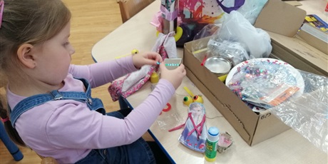 Powiększ grafikę: dni-bez-zabawek-w-grupie-niebieskiej-661709.jpg