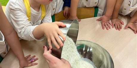 Powiększ grafikę: dzien-chleba-653909.jpg