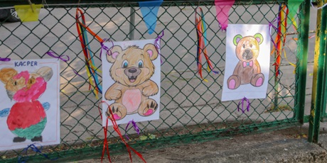 Powiększ grafikę: festyn-rodzinny-misiowe-urodziny-60-lat-razem-634927.jpg