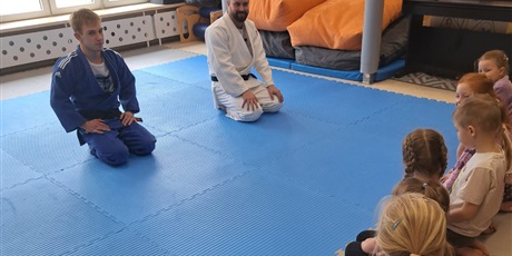Pokazy judo w przedszkolu