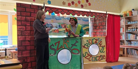 Powiększ grafikę: przedstawienie-smieciowisko-687785.jpg