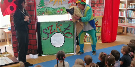 Powiększ grafikę: przedstawienie-smieciowisko-687786.jpg