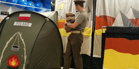 Powiększ grafikę: spektakl-historia-misia-wojtka-653891.jpg