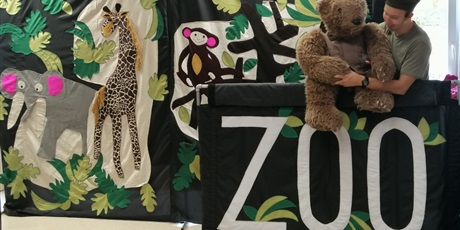 Powiększ grafikę: spektakl-historia-misia-wojtka-653896.jpg