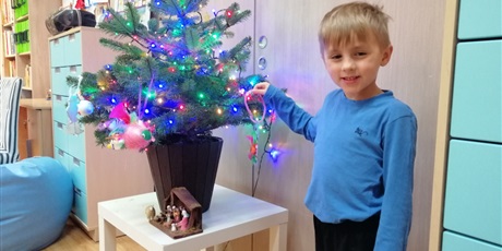 Powiększ grafikę: warsztaty-swiateczne-z-rodzicami-664673.jpg