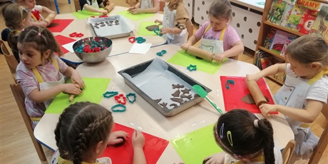 Zajęcia kulinarne-pieczenie i dekorowanie pierniczków